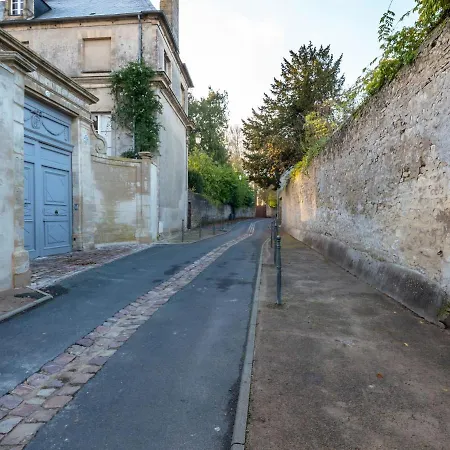 Апартаменты Quiet In 9km From Beach *