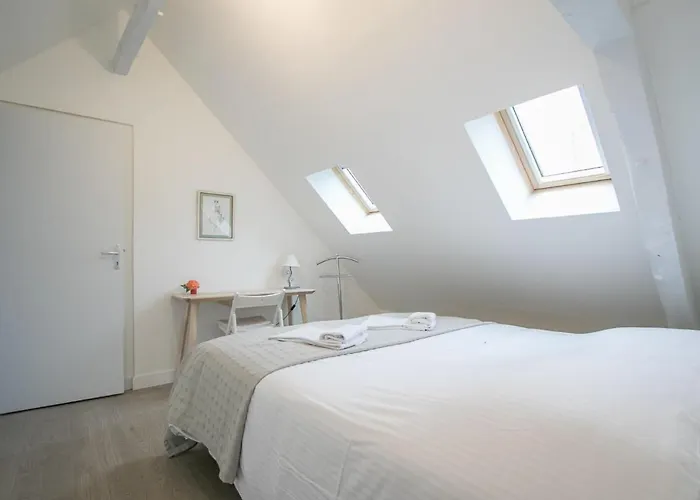 Quiet In 9km From Beach *