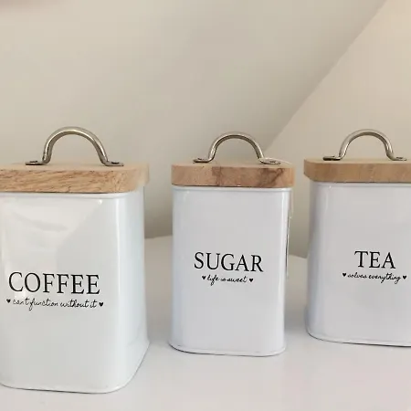 Quiet In 9km From Beach *