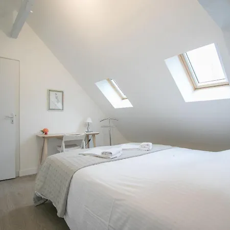 Quiet In 9km From Beach *