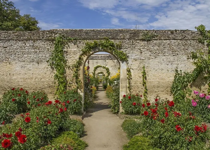 Apartman Quiet In 9km From Beach *